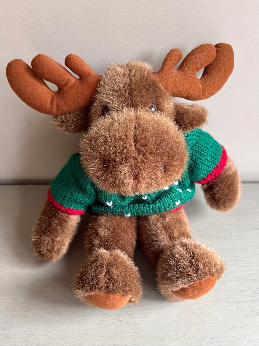 VTG 80s Yangjee Plush Brown Moose Holiday Sweater 17" Christmas Decor Kids Toy